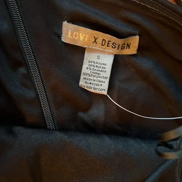 On Shoulder Love By Design Black Dress Size S - Picture 4 of 12